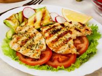 Qué alimentos debes incluir en la cena para no subir de peso