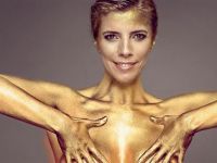 Maribel Verdú, espectacular desnuda para Harper's Bazaar