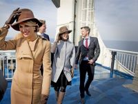 Divertida jornada marinera de Guillermo y Máxima y los príncipes de Dinamarca