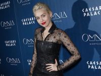 Miley Cyrus se lo pasa en grande en Las Vegas entre rumores de crisis de pareja