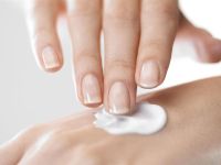 Volvemos con lo vegano en tu neceser: ¿más que cremas para pieles sensibles?