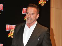 Schwarzenegger disfruta de Barcelona en compañía de los jugadores del Barça