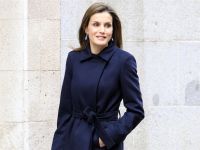 La Reina Letizia adelanta el 'Blue Monday' con su estilismo