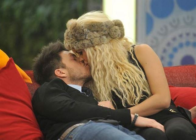 Fede seduce desnudo a Ylenia, el jacuzzi del amor de Gran Hermano VIP