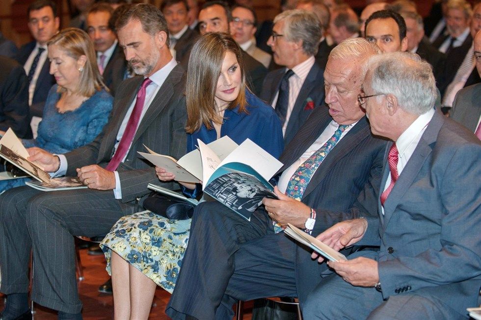 Los Reyes homenajean a Camilo José Cela