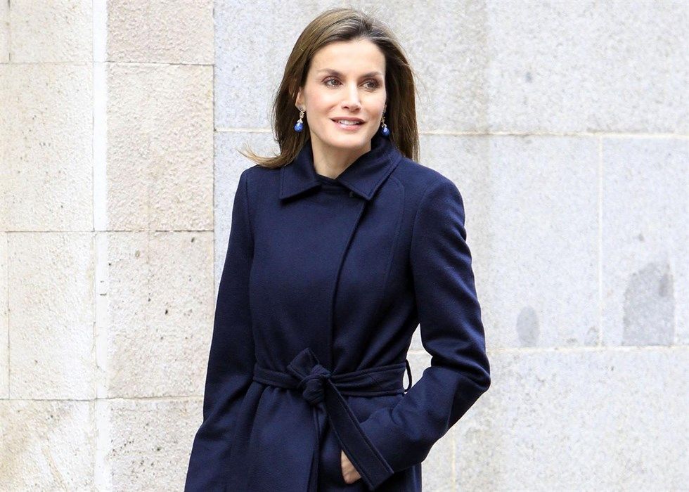 La Reina Letizia adelanta el 'Blue Monday' con su estilismo